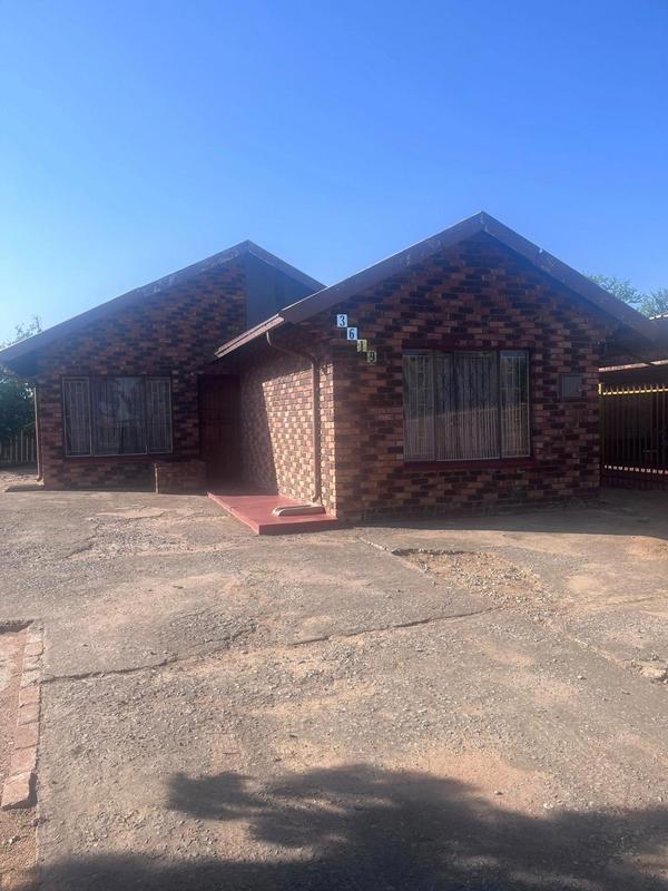 To Let 2 Bedroom Property for Rent in Mmabatho North West